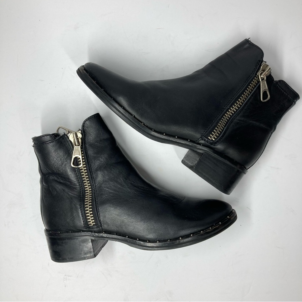 Steve Madden Lanna Boots Studded Ankle Booties 7.5 M Black Zip Closure